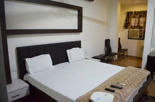 Hotel Just9 Inn, Lucknow 3